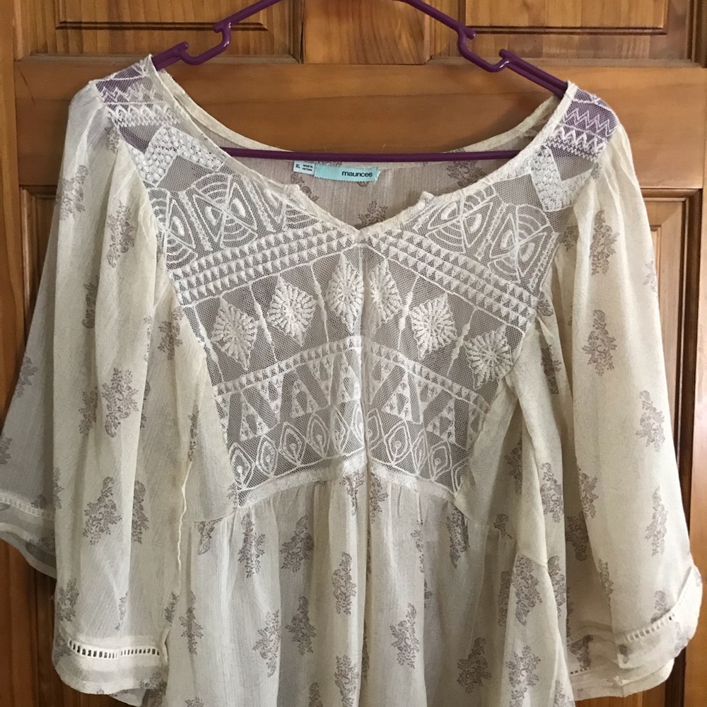 Women’s blouse
